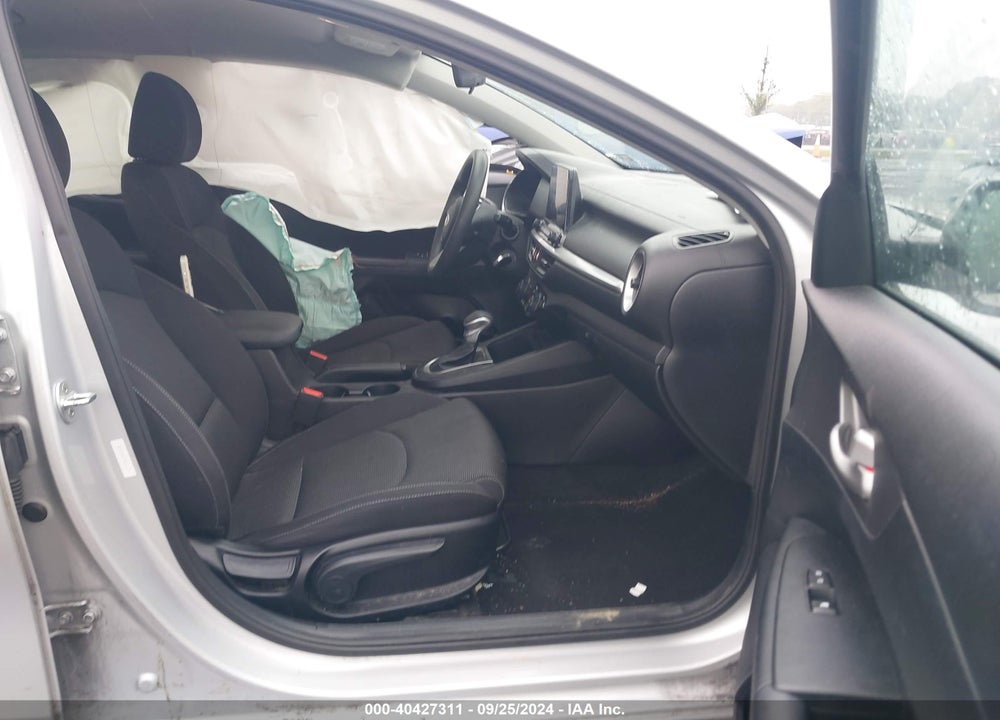 2019 KIA FORTE LXS VIN: 3KPF24AD7KE041216