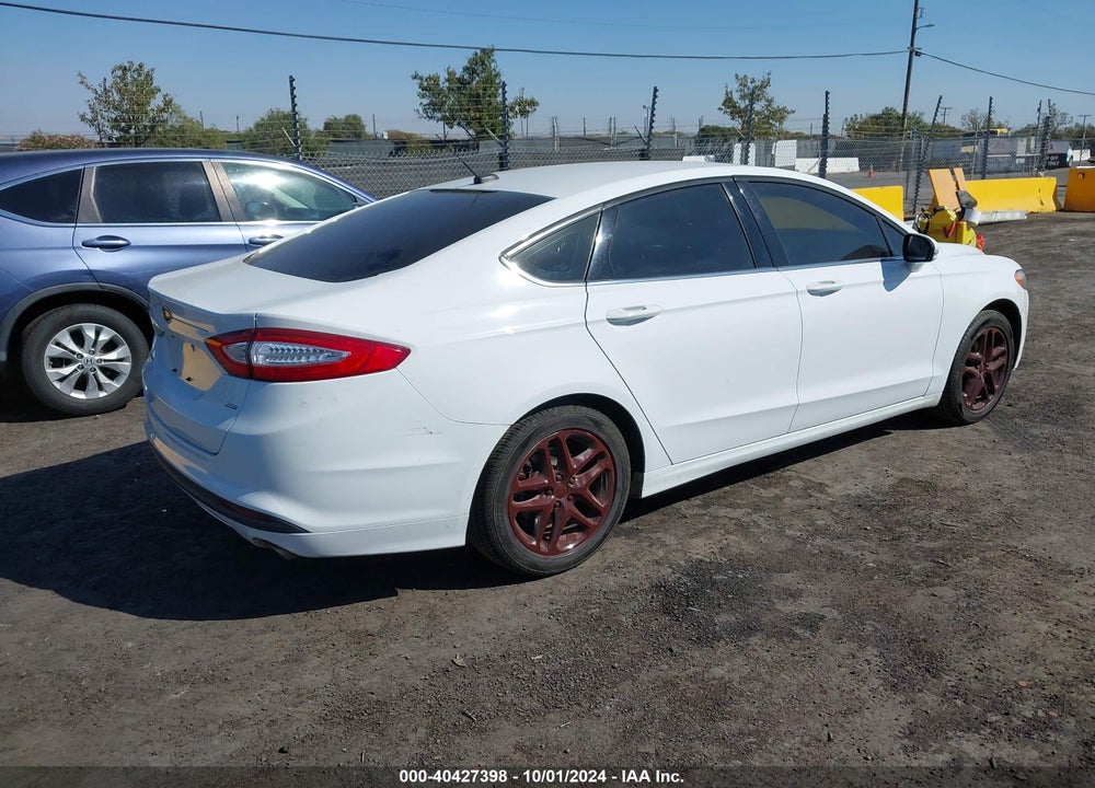 2014 FORD FUSION SE VIN: 1FA6P0H7XE5401188
