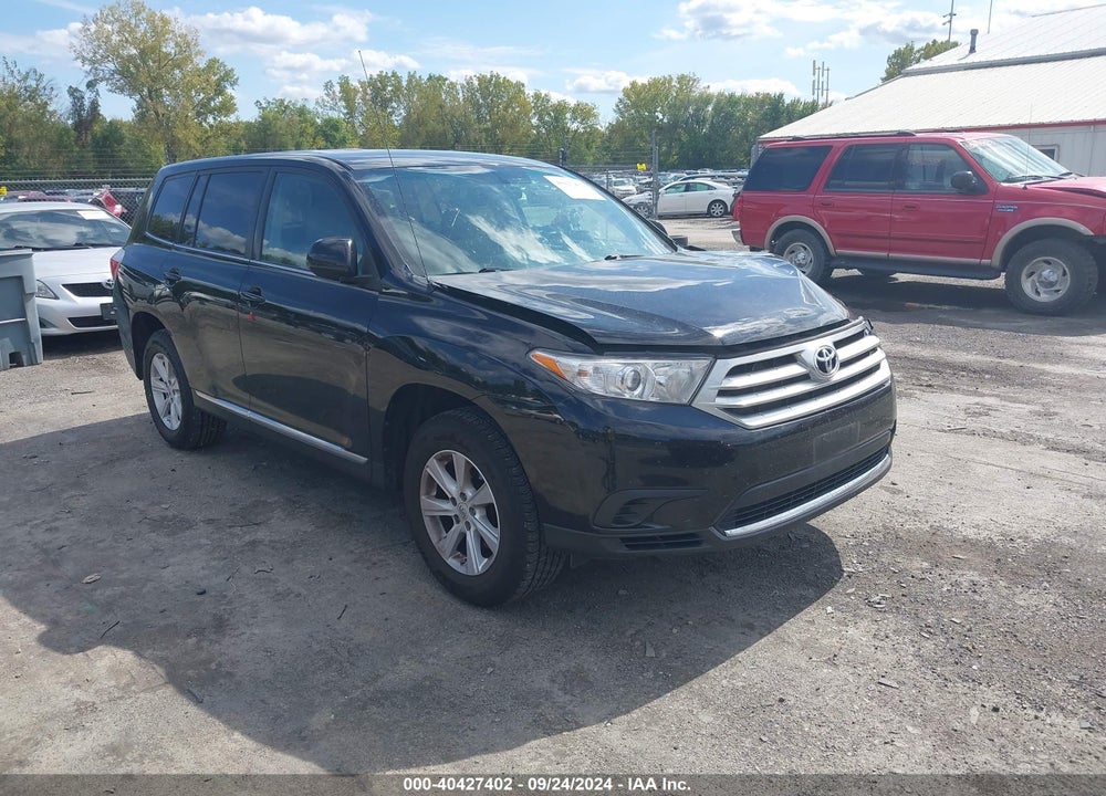 2011 TOYOTA HIGHLANDER BASE V6 VIN: 5TDBK3EH7BS044130