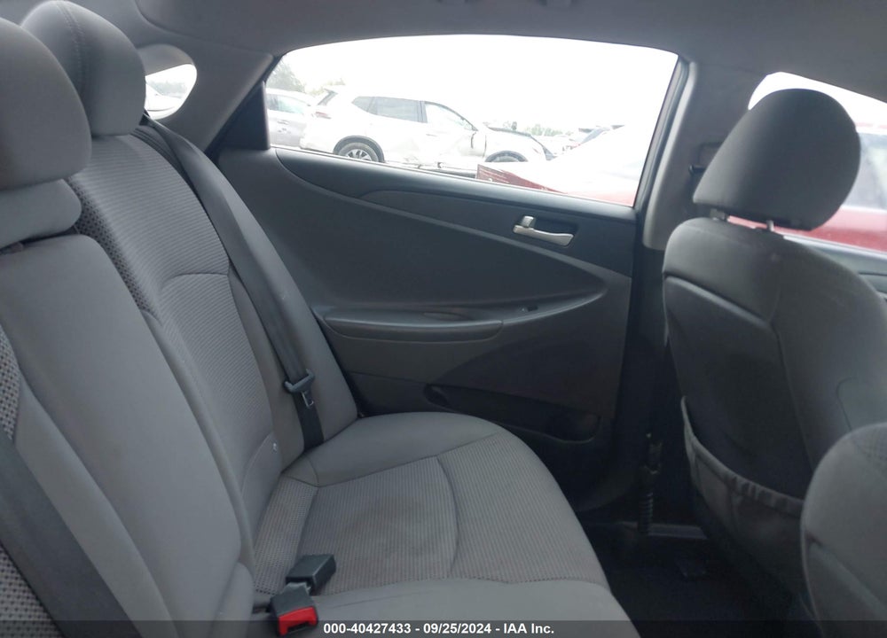 2013 HYUNDAI SONATA GLS VIN: 5NPEB4ACXDH554896