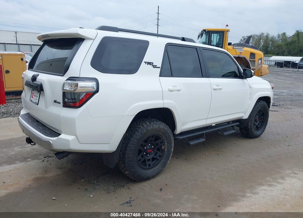 2024 TOYOTA 4RUNNER TRD OFF ROAD PREMIUM VIN: JTERU5JR8R6290578