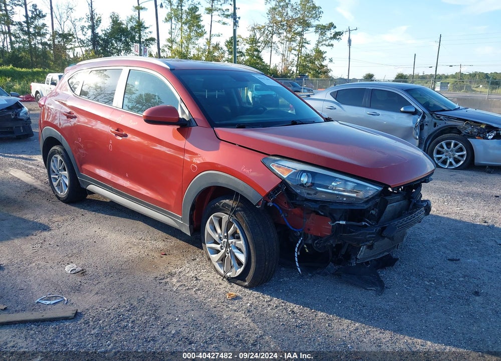 2017 HYUNDAI TUCSON SE VIN: KM8J33A41HU273835