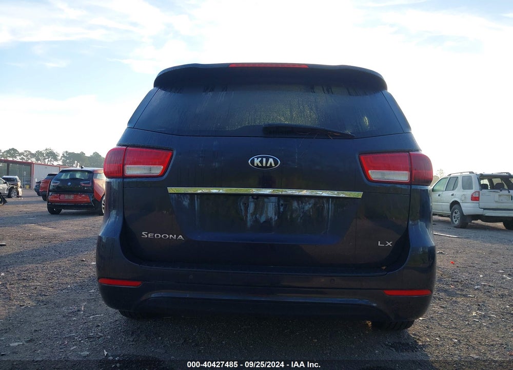 2017 KIA SEDONA LX VIN: KNDMB5C19H6331326