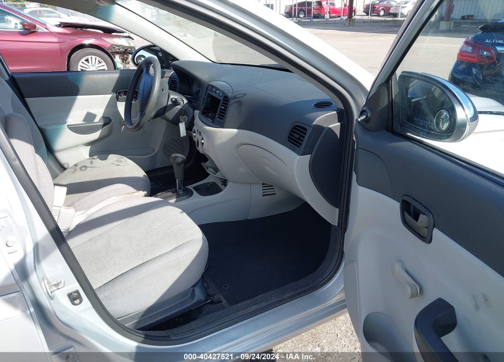 2009 HYUNDAI ACCENT GLS VIN: KMHCN46C89U367995