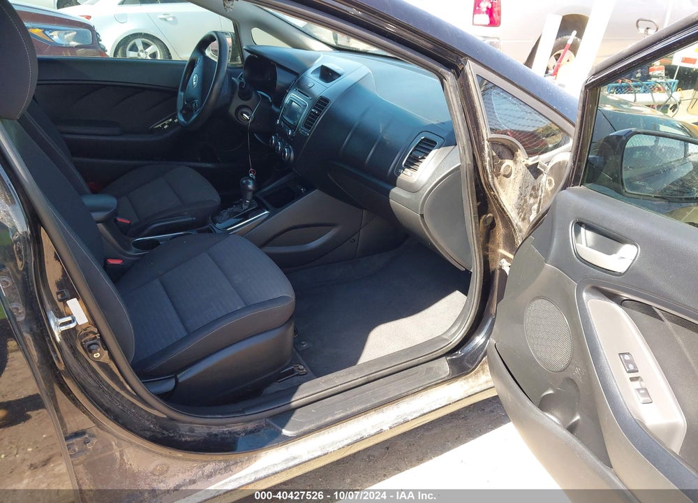 2018 KIA FORTE LX VIN: 3KPFL4A71JE166217
