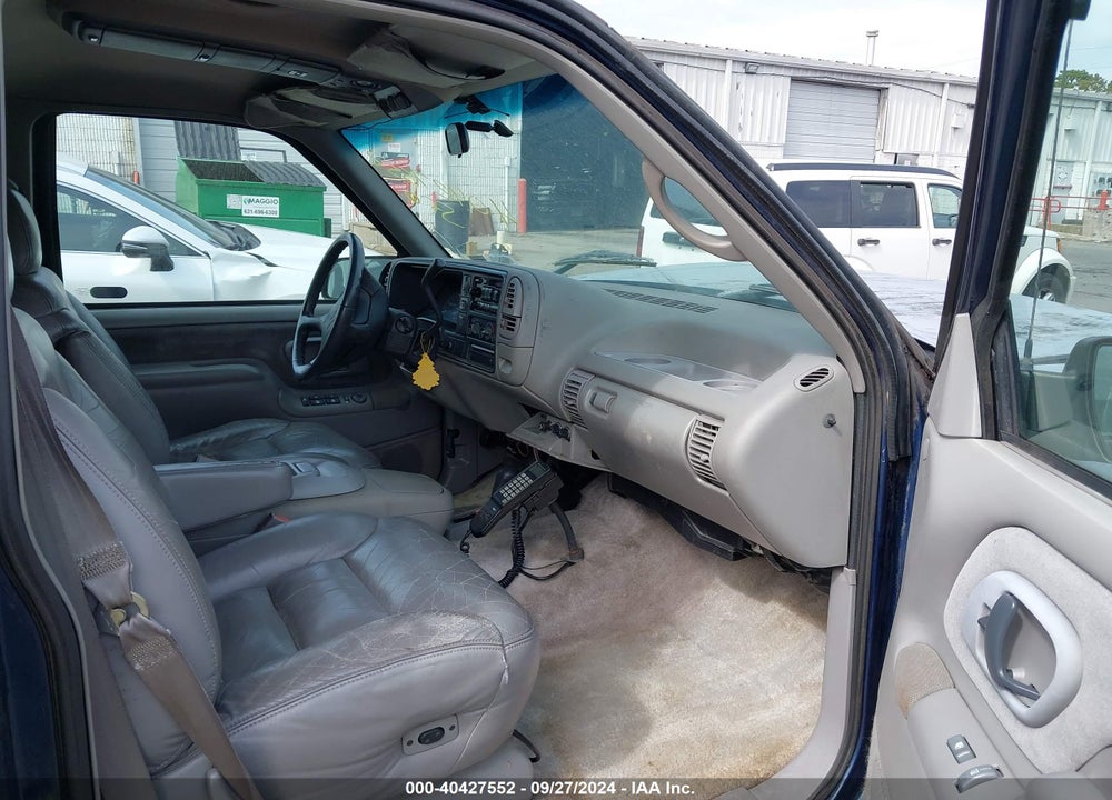 1995 CHEVROLET SUBURBAN K1500 VIN: 1GNFK16KXSJ421067