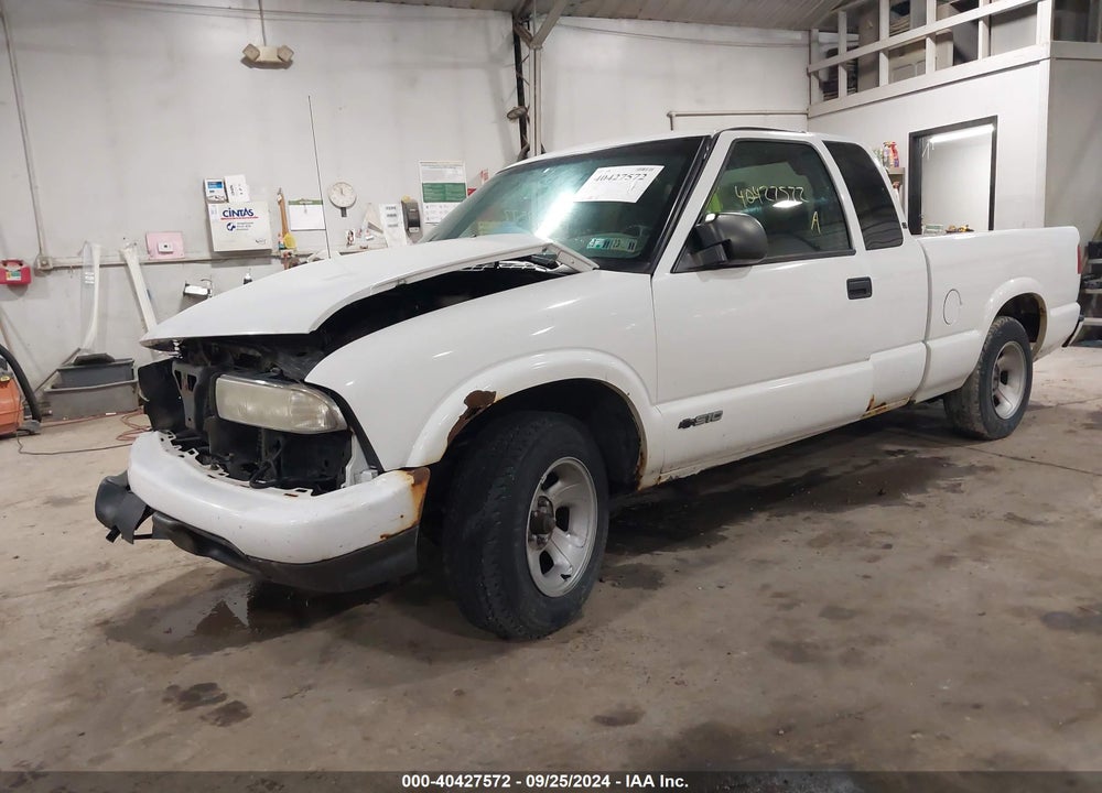 2003 CHEVROLET S-10 LS VIN: 1GCCS19X238209694