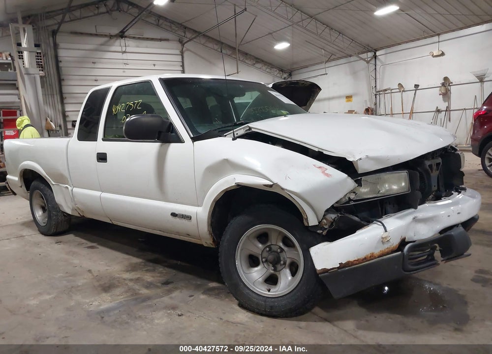 2003 CHEVROLET S-10 LS VIN: 1GCCS19X238209694