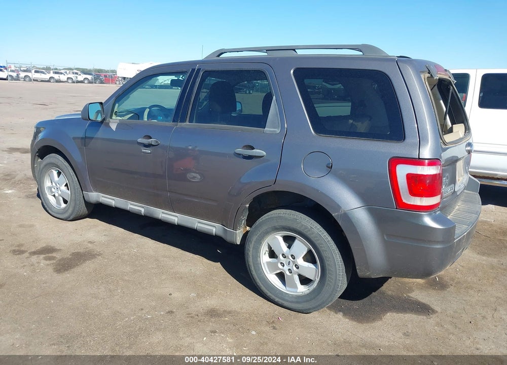 2009 FORD ESCAPE XLT VIN: 1FMCU93789KB19281