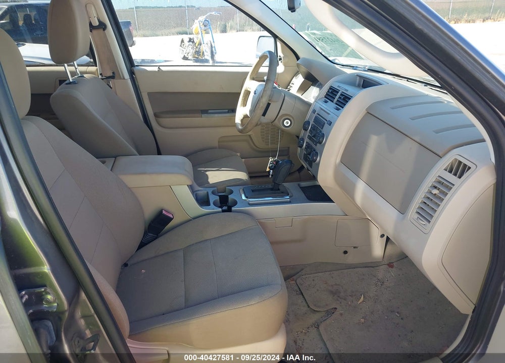 2009 FORD ESCAPE XLT VIN: 1FMCU93789KB19281