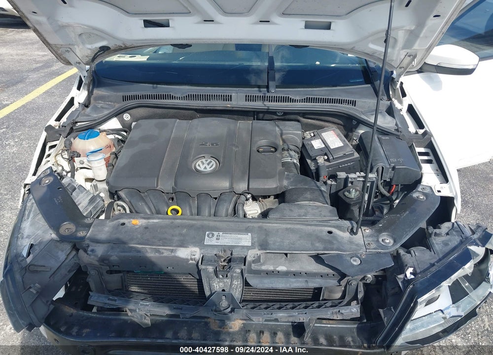2011 VOLKSWAGEN JETTA 2.5L SE VIN: 3VWDX7AJ1BM305551