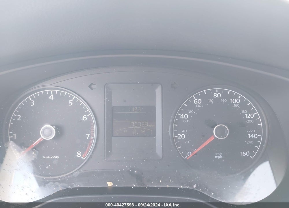 2011 VOLKSWAGEN JETTA 2.5L SE VIN: 3VWDX7AJ1BM305551