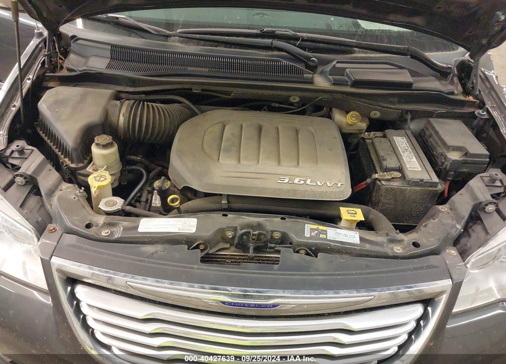 2016 CHRYSLER TOWN & COUNTRY TOURING-L ANNIVERSARY EDITION VIN: 2C4RC1CG4GR121840
