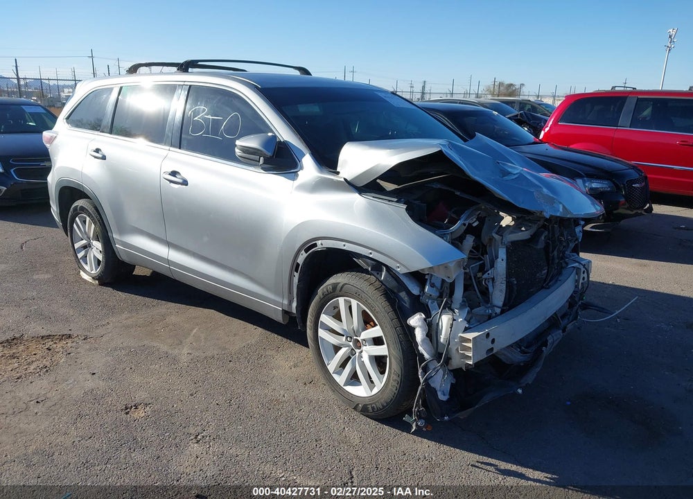 2015 TOYOTA HIGHLANDER VIN: 5TDZKRFH6FS075679