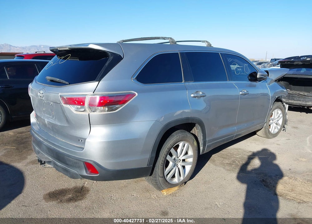 2015 TOYOTA HIGHLANDER VIN: 5TDZKRFH6FS075679