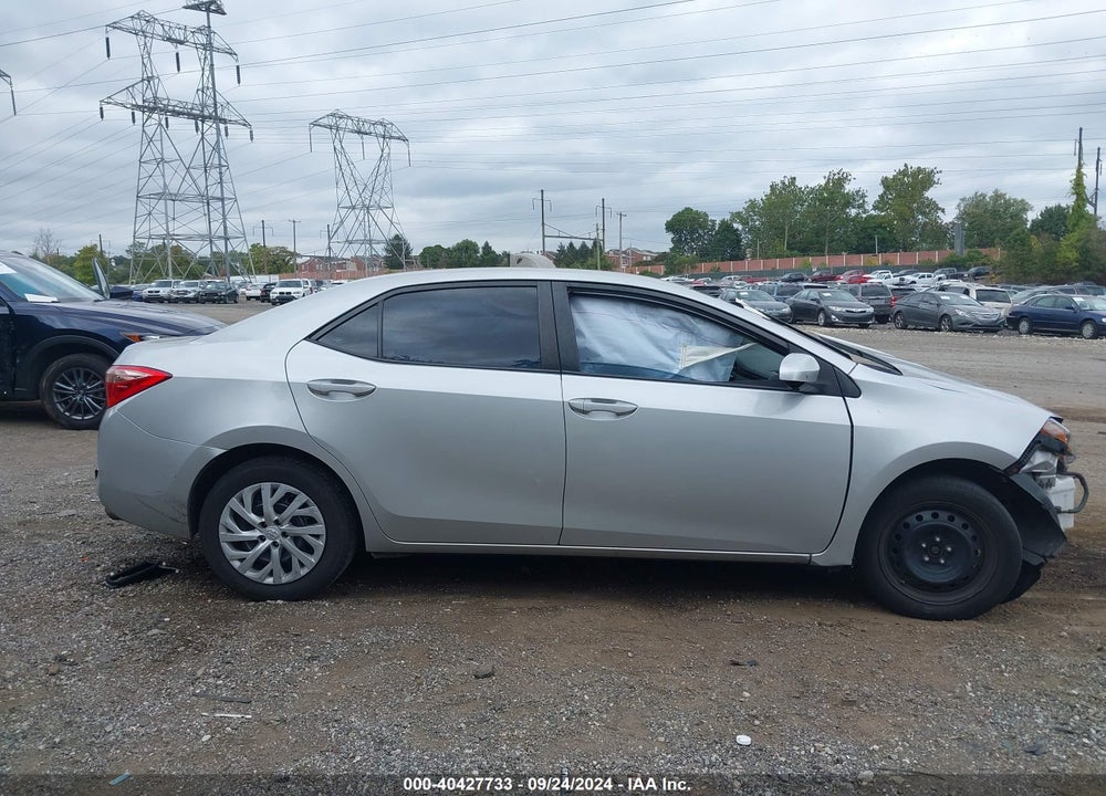 2018 TOYOTA COROLLA LE VIN: 5YFBURHEXJP751812