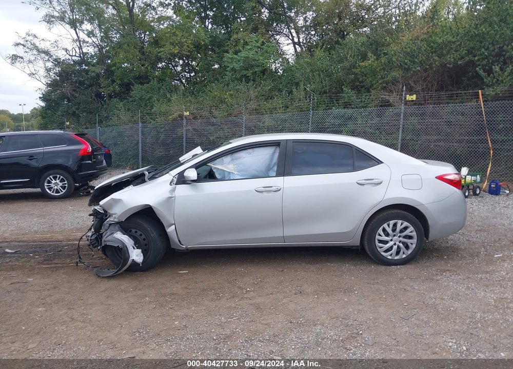 2018 TOYOTA COROLLA LE VIN: 5YFBURHEXJP751812