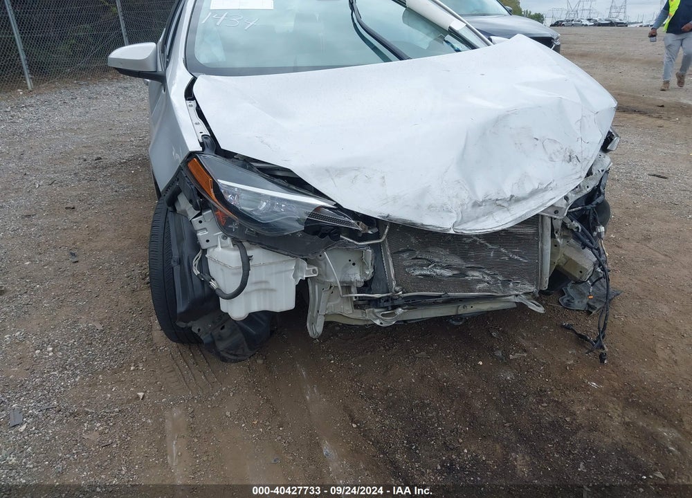 2018 TOYOTA COROLLA LE VIN: 5YFBURHEXJP751812