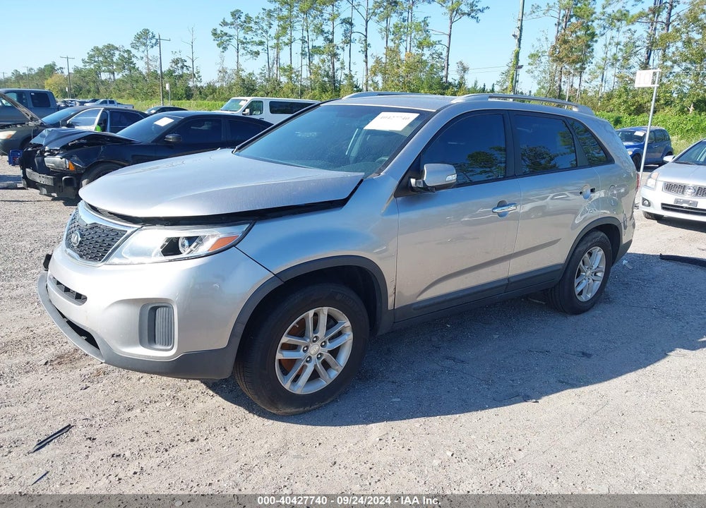 2014 KIA SORENTO LX V6 VIN: 5XYKT4A74EG481827