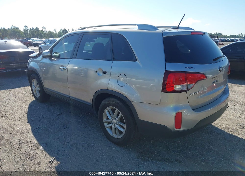 2014 KIA SORENTO LX V6 VIN: 5XYKT4A74EG481827