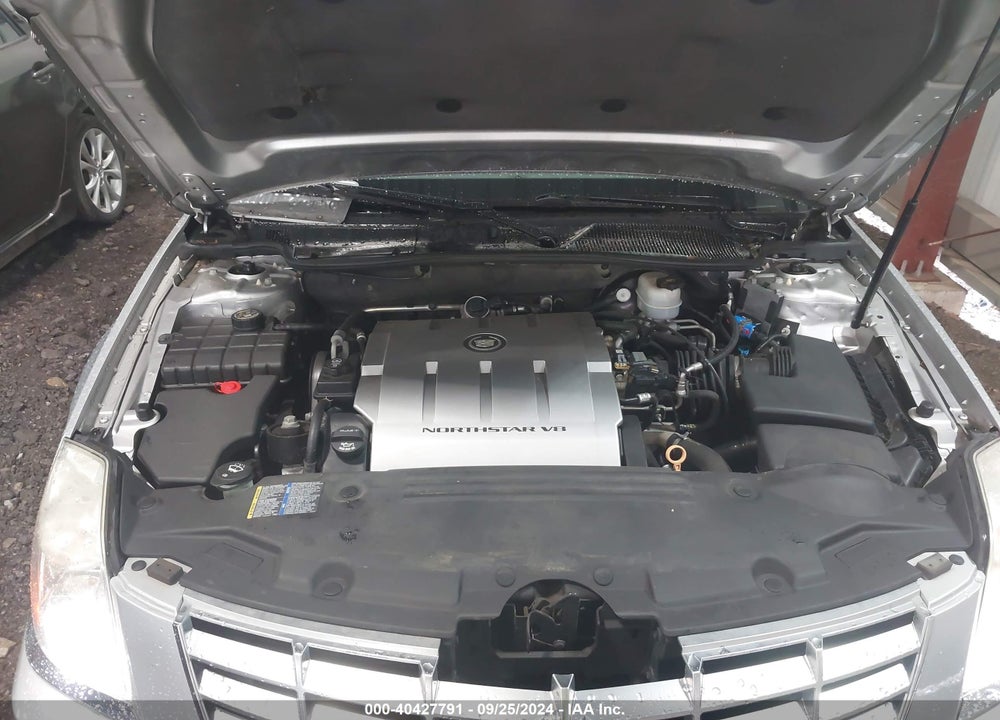 2011 CADILLAC DTS LUXURY COLLECTION VIN: 1G6KD5E6XBU113802