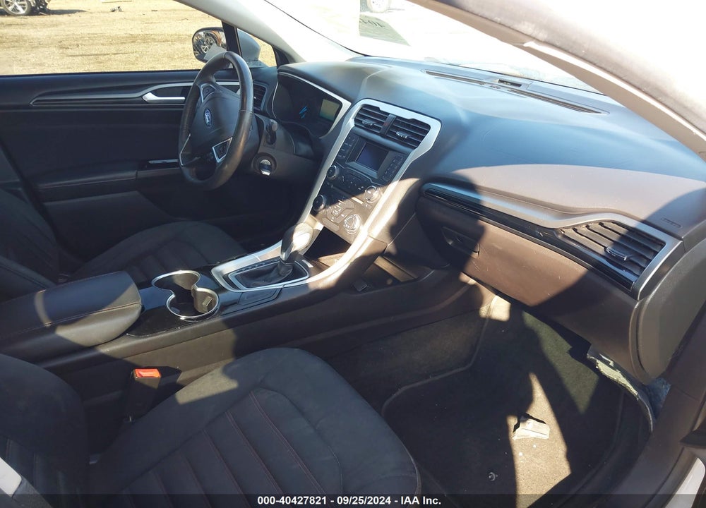 2016 FORD FUSION SE VIN: 3FA6P0HD8GR119248