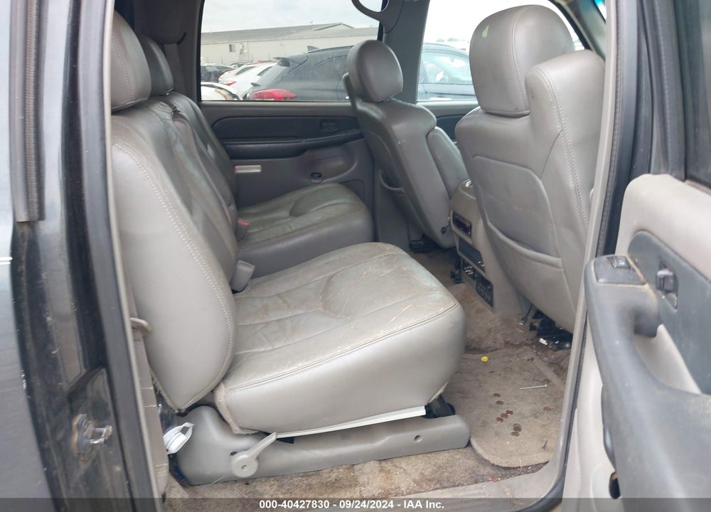 2003 CHEVROLET SUBURBAN 1500 LT VIN: 3GNEC16Z03G196134