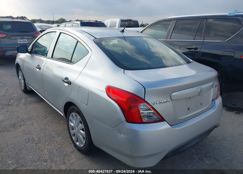 2016 NISSAN VERSA 1.6 S+ VIN: 3N1CN7AP7GL816884