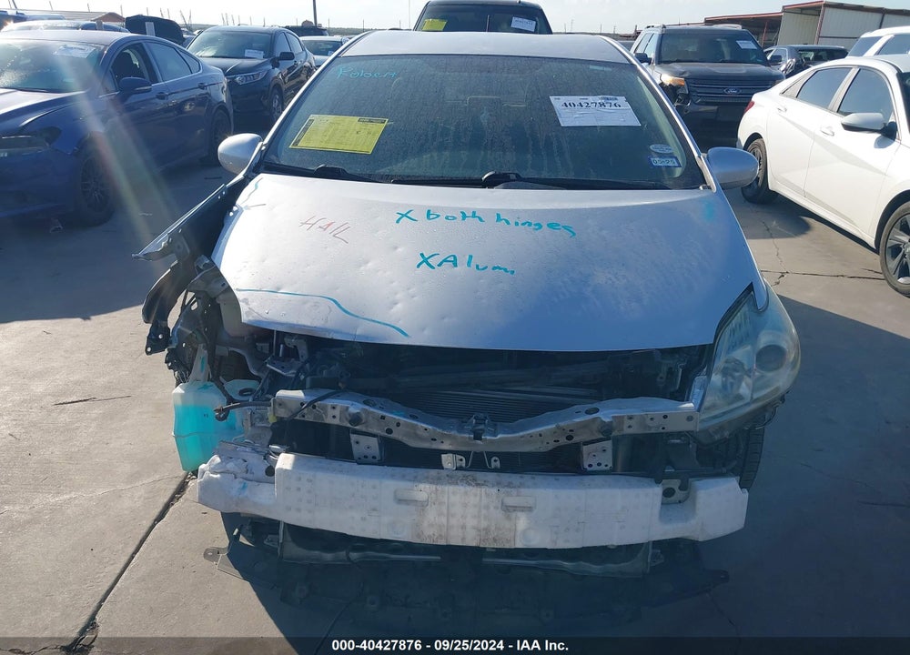 2011 TOYOTA PRIUS TWO VIN: JTDKN3DU2B5330057