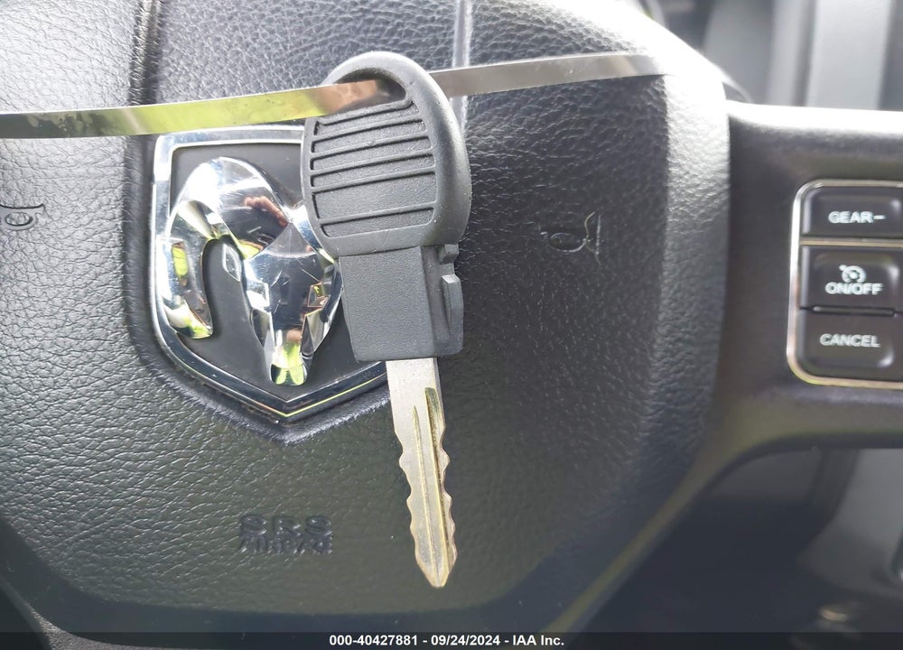 2015 RAM 1500 EXPRESS VIN: 1C6RR6KT8FS583428