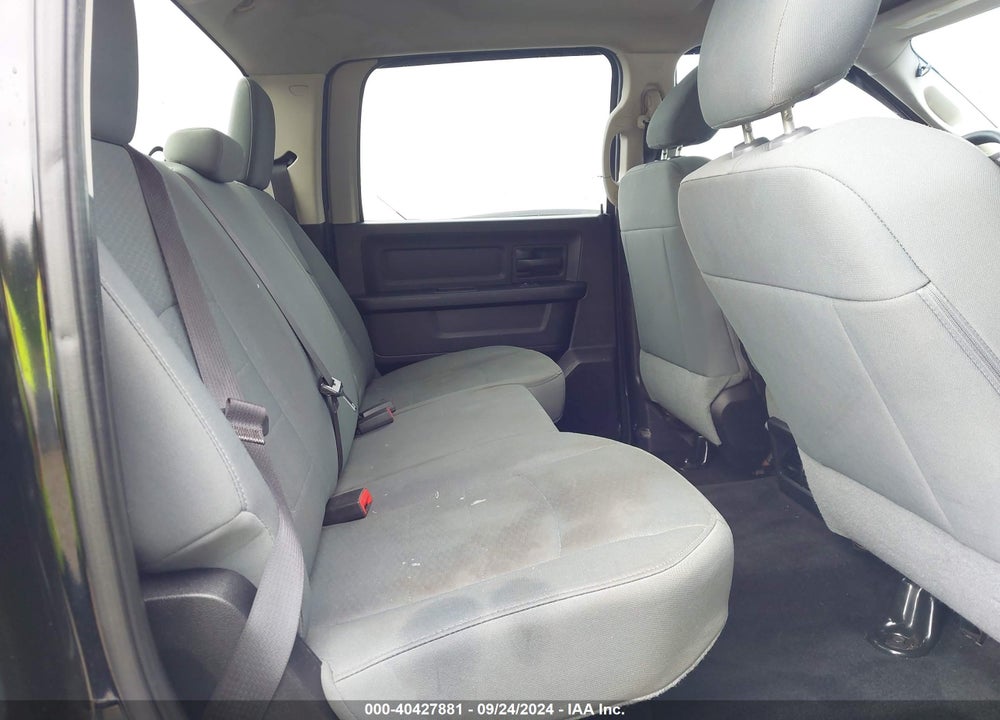 2015 RAM 1500 EXPRESS VIN: 1C6RR6KT8FS583428
