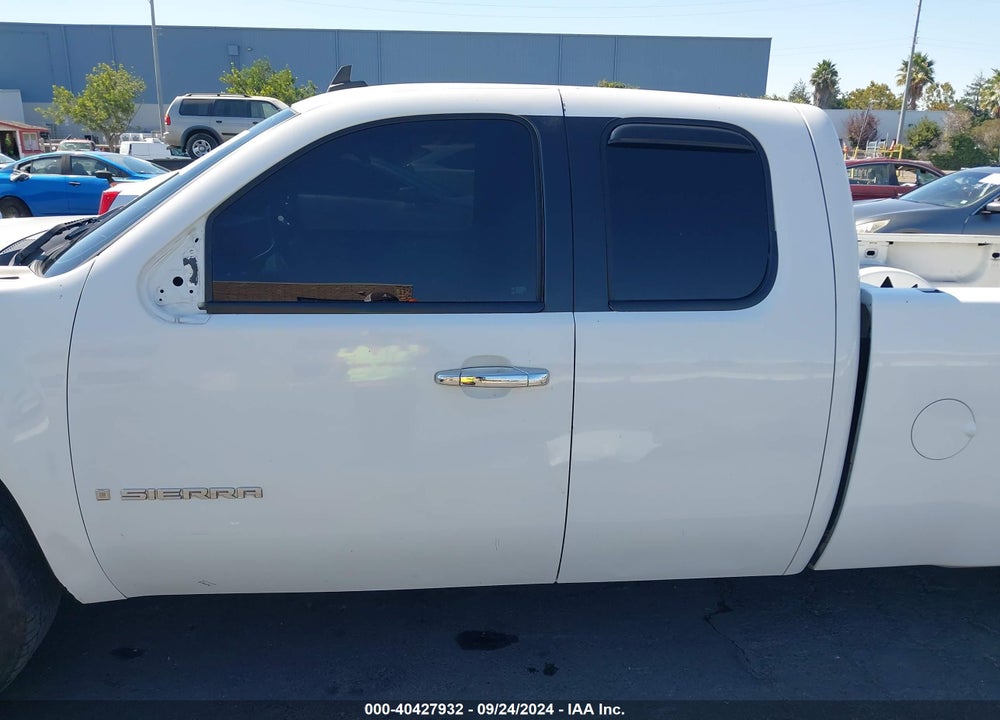 2008 GMC SIERRA 1500 SLE1 VIN: 2GTEC19JX81242051