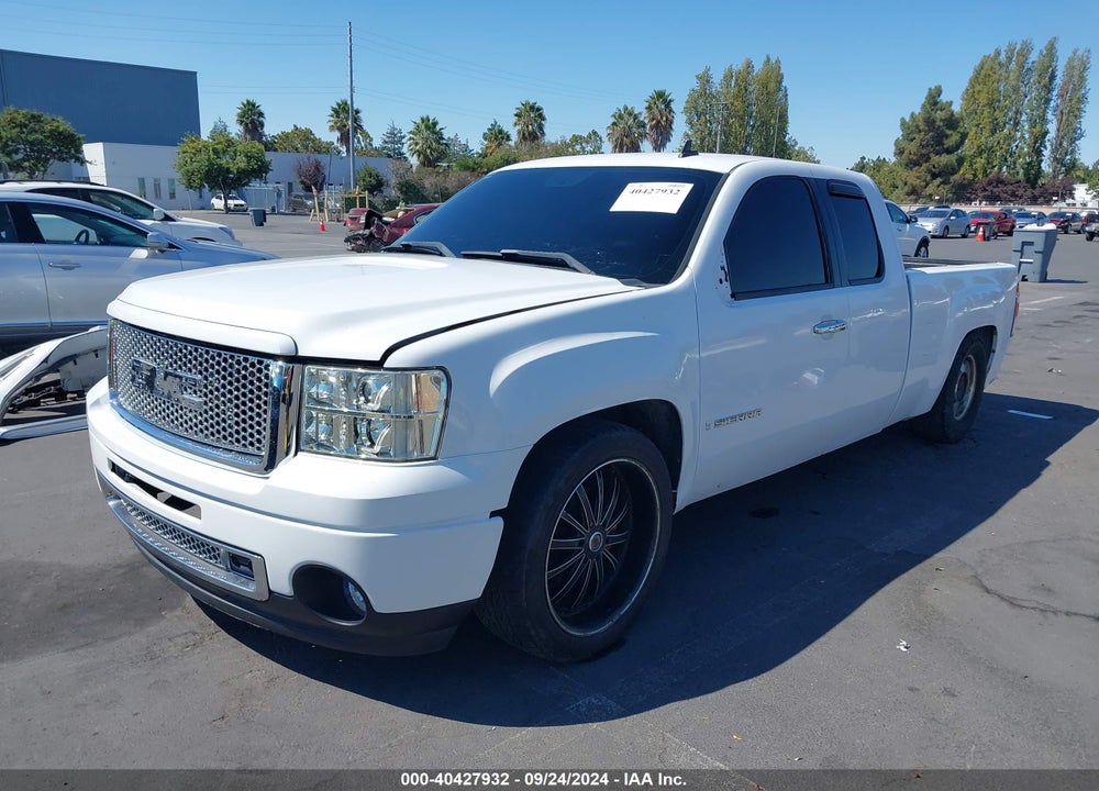 2008 GMC SIERRA 1500 SLE1 VIN: 2GTEC19JX81242051