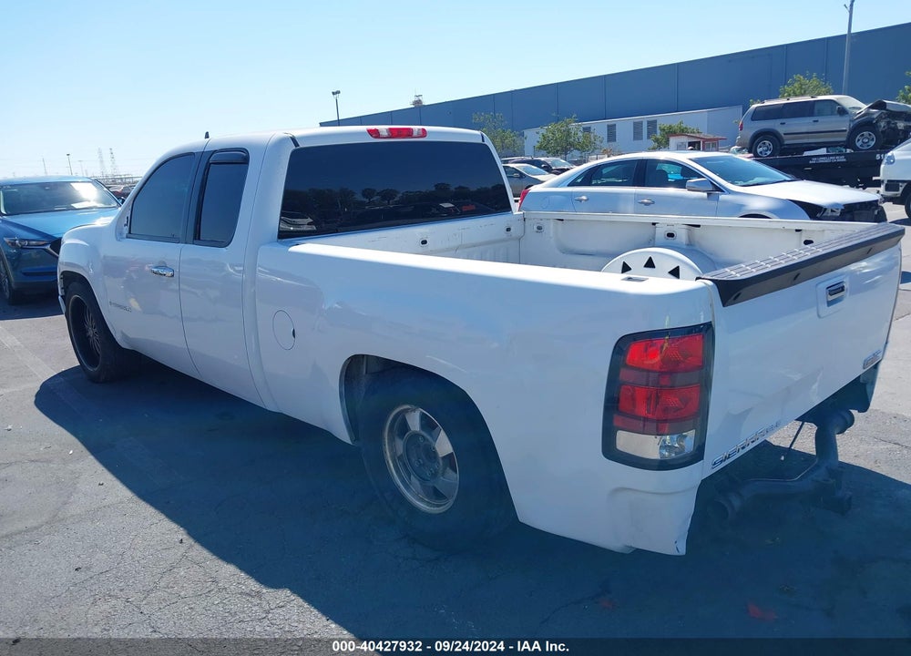 2008 GMC SIERRA 1500 SLE1 VIN: 2GTEC19JX81242051