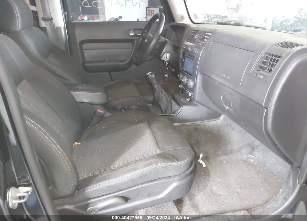 2007 HUMMER H3 SUV VIN: 5GTDN13E178157203