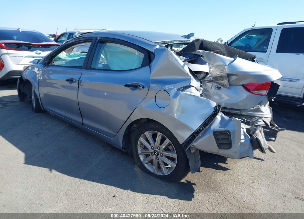 2015 HYUNDAI ELANTRA SE VIN: 5NPDH4AE2FH616810