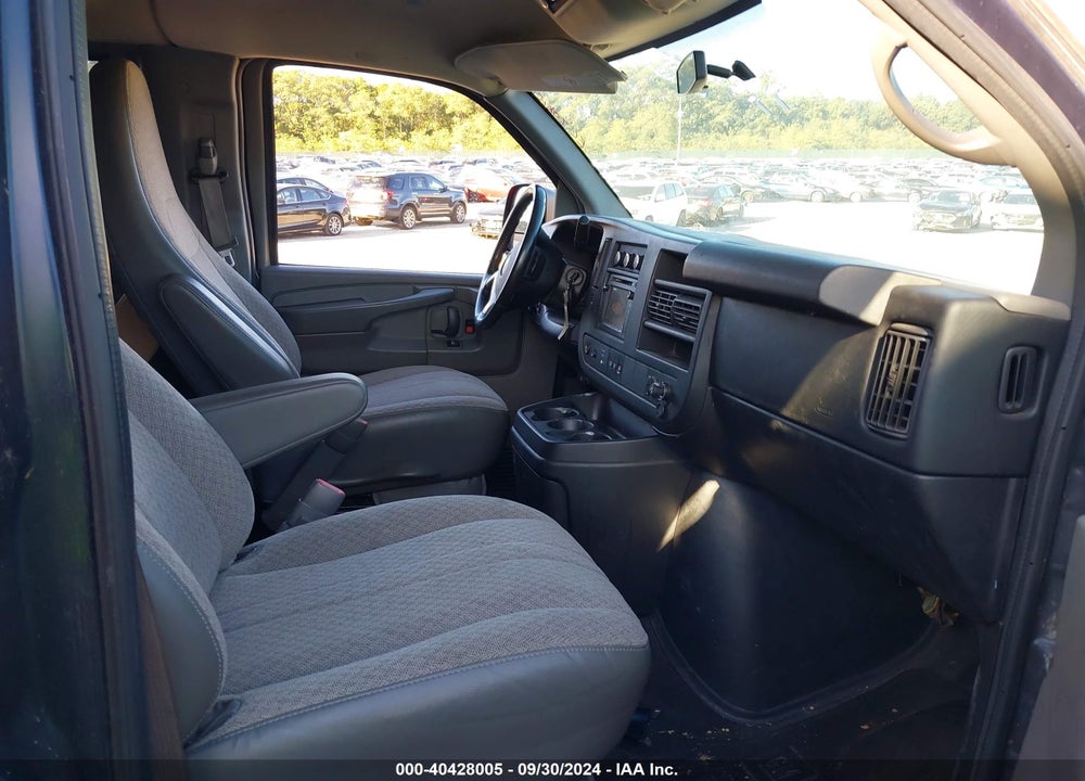 2014 CHEVROLET EXPRESS 3500 LT VIN: 1GAZG1FG5E1117953