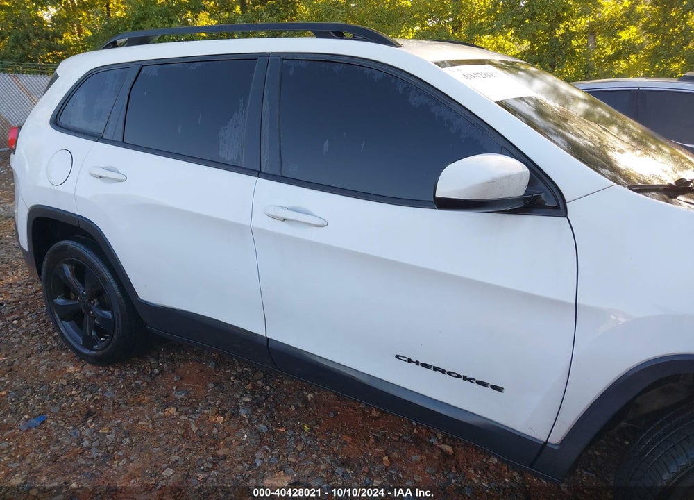 2016 JEEP CHEROKEE ALTITUDE VIN: 1C4PJLCB2GW184357