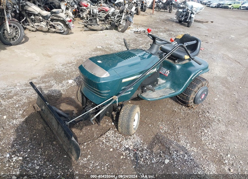 2010 CRAFTSMAN TRACTOR VIN: 04279813010554