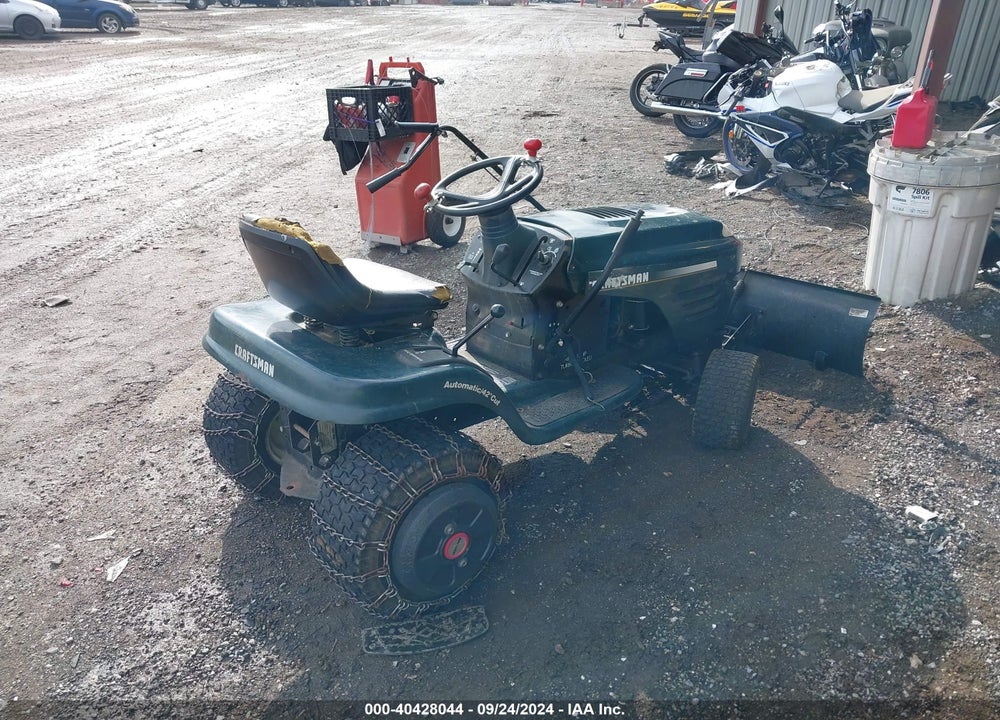 2010 CRAFTSMAN TRACTOR VIN: 04279813010554