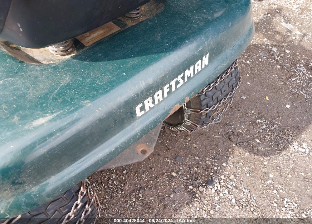 2010 CRAFTSMAN TRACTOR VIN: 04279813010554