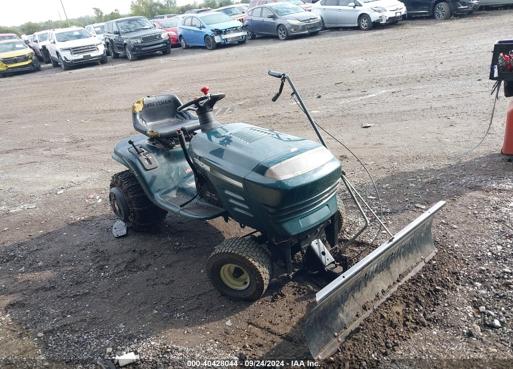 2010 CRAFTSMAN TRACTOR VIN: 04279813010554