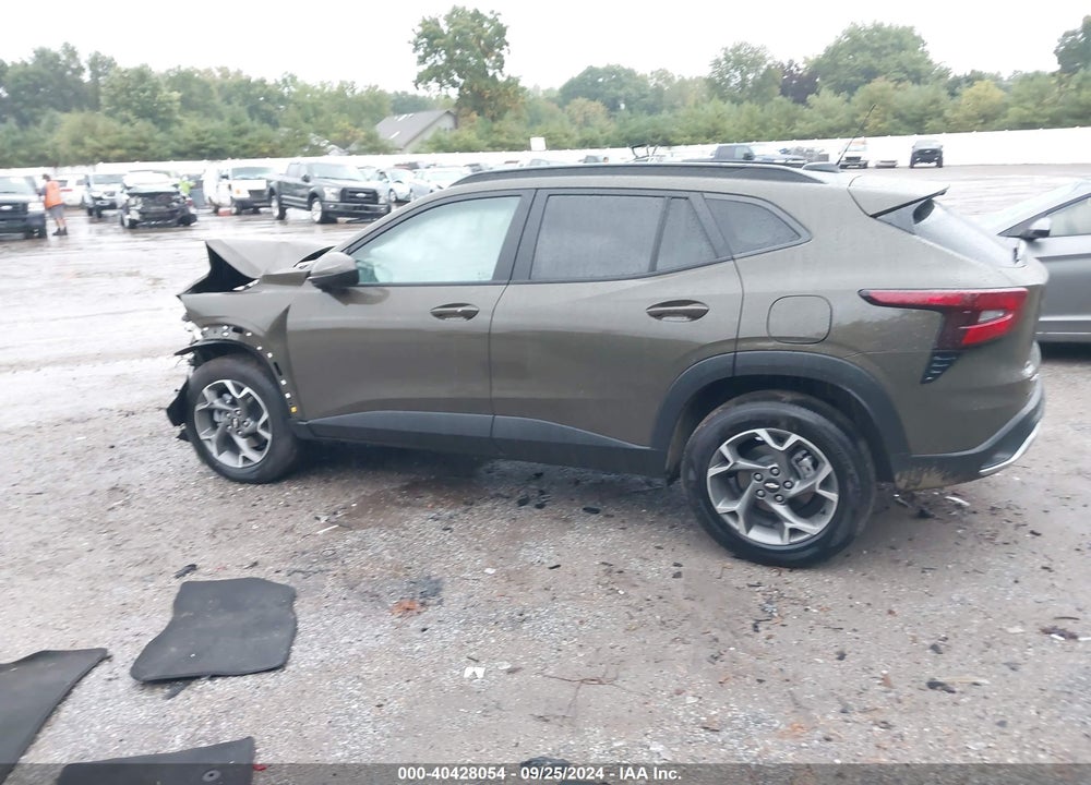 2024 CHEVROLET TRAX FWD LT VIN: KL77LHE23RC181649