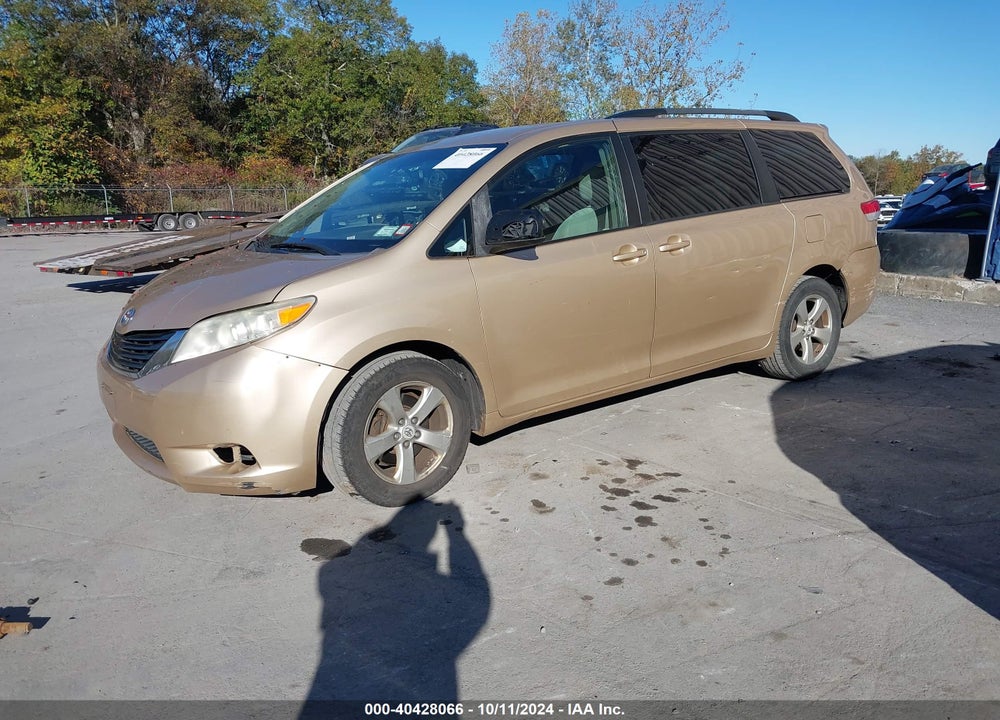 2011 TOYOTA SIENNA LE V6 VIN: 5TDKK3DCXBS003206