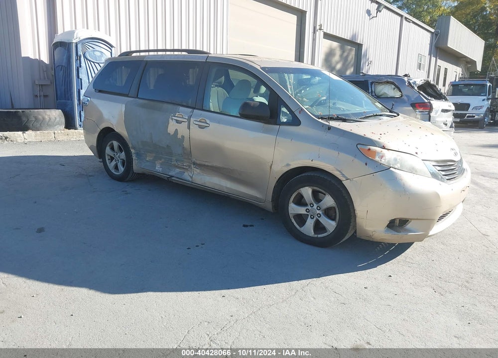 2011 TOYOTA SIENNA LE V6 VIN: 5TDKK3DCXBS003206