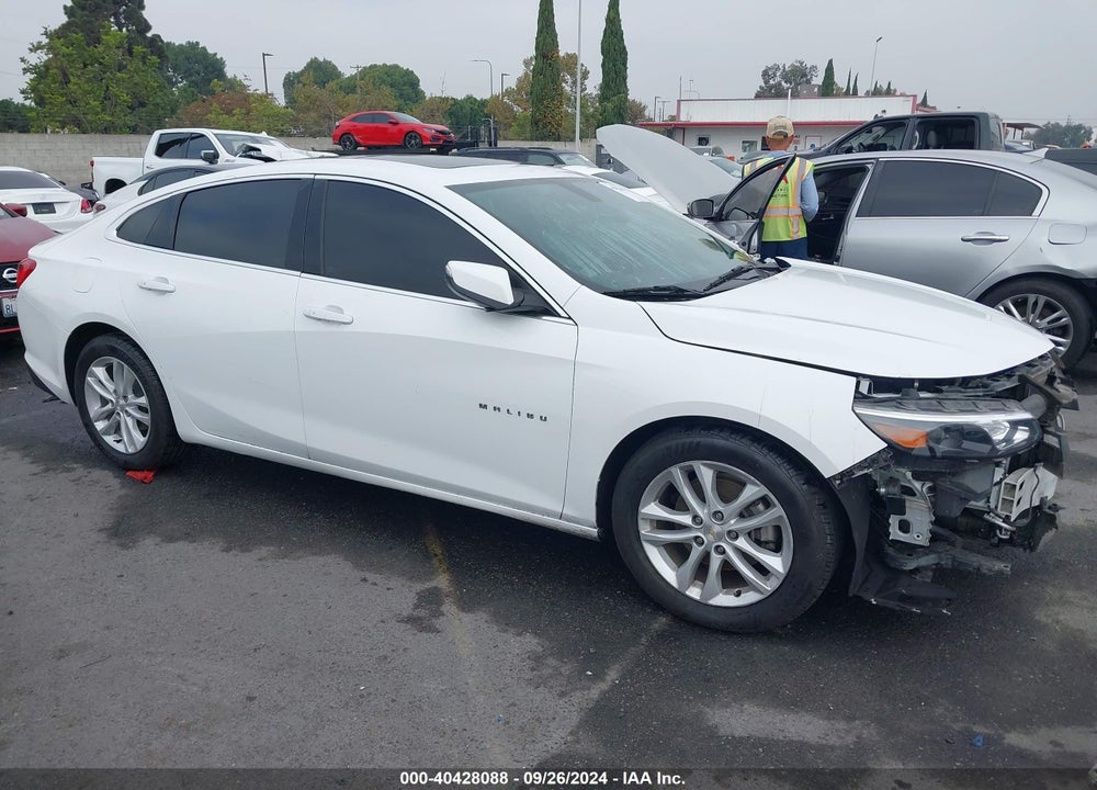 2018 CHEVROLET MALIBU LT VIN: 1G1ZD5ST3JF141698