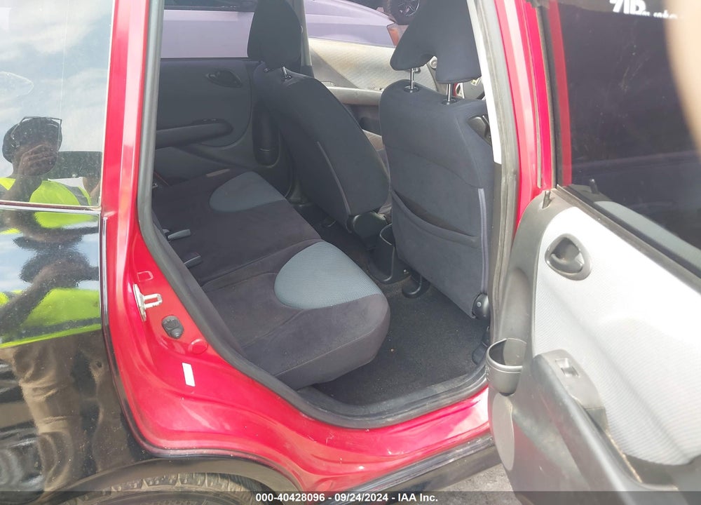 2008 HONDA FIT SPORT VIN: JHMGD386X8S004570