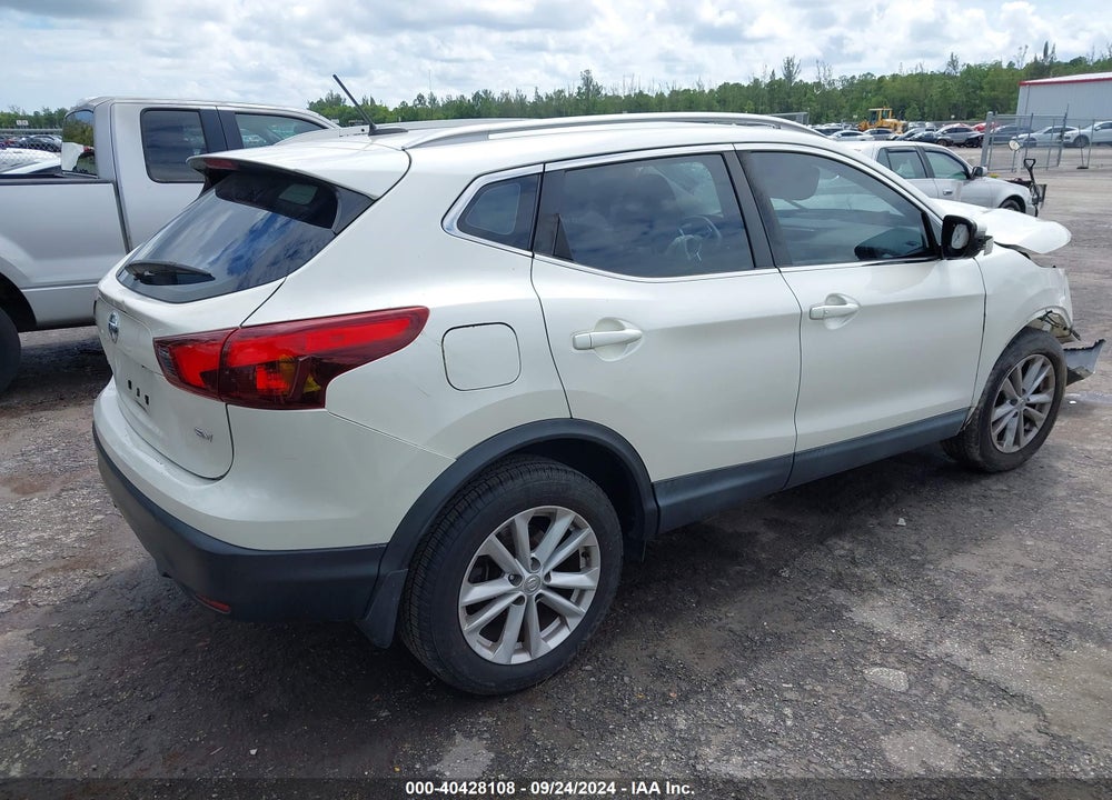 2018 NISSAN ROGUE SPORT SV VIN: JN1BJ1CP8JW164019