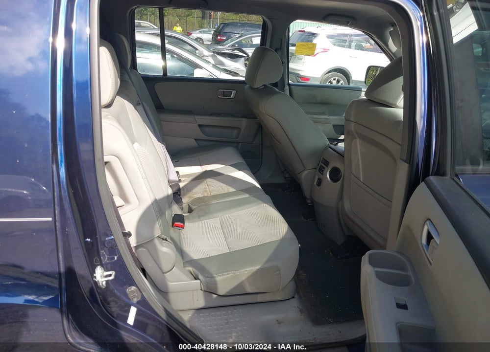 2013 HONDA PILOT LX VIN: 5FNYF3H22DB042816