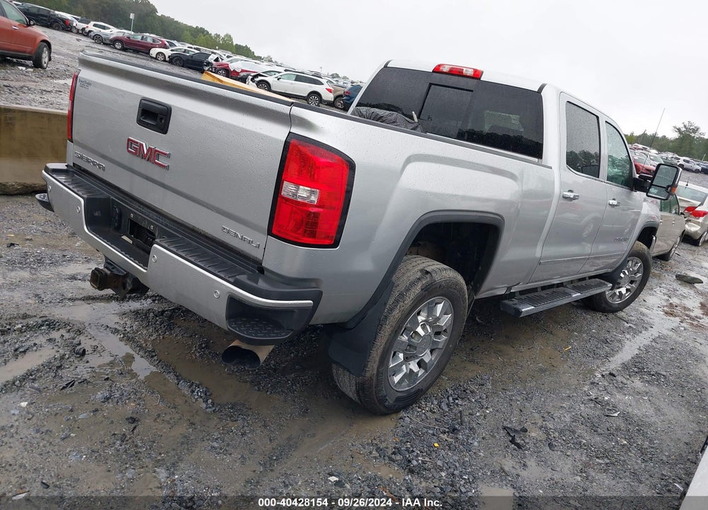 2018 GMC SIERRA 2500HD DENALI VIN: 1GT12UEY9JF113139